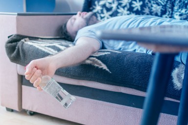 Вывод из запоя в Киргиз-Мияках